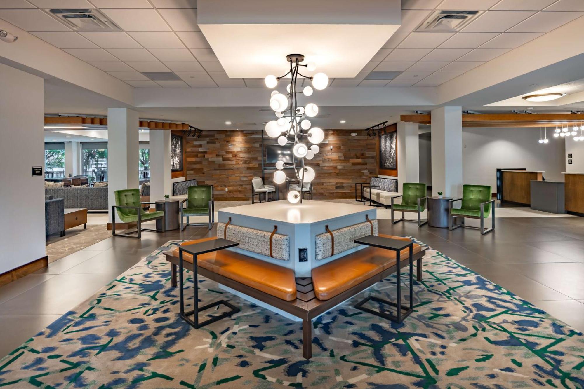 Doubletree By Hilton Dallas-Farmers Branch Exterior photo